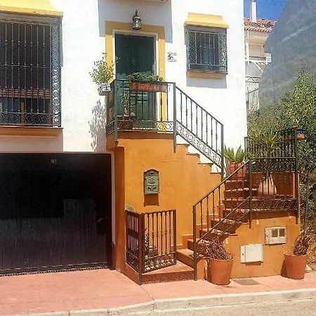 דירות Excelente Habitacion En Bonita Y Tranquila Casa En Benalmadena Pueblo מראה חיצוני תמונה